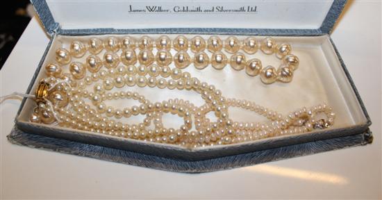 Ciro two-row graduated pearl necklace with 9ct gold clasp & 2 other pearl necklaces (1 costume) & 14K white gold ring etc(-)